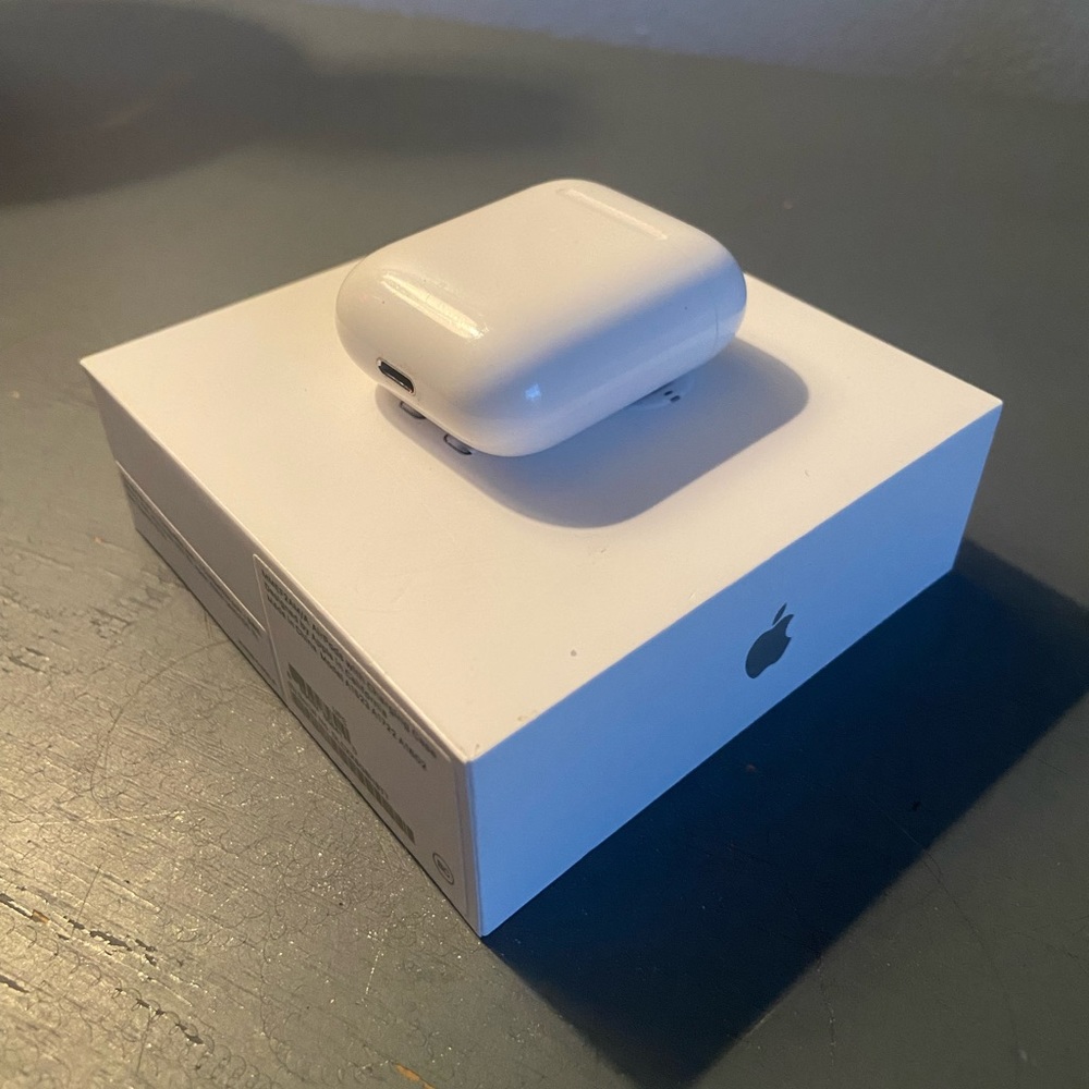 Apple AirPods First Generation